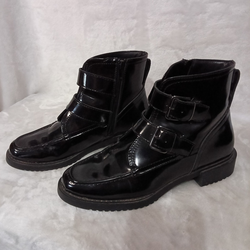Worthington Black Patent Faux Leather Double Buckle Ankle Boots 8 M Lug Sole